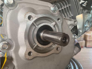 Двигатель STARK GX260 S (шлицевой вал 20мм)