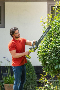 ONE + / Кусторез RYOBI RY18HT50A-120