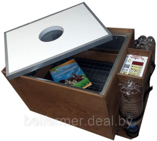 Инкубатор цифровой Блиц 48 Ц, деревянный корпус