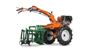 Мотоблок Кентавр 2016Б (на колёсах 4*10, 2 передачи, ВОМ)