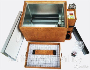 Инкубатор цифровой Блиц 48 Ц, деревянный корпус