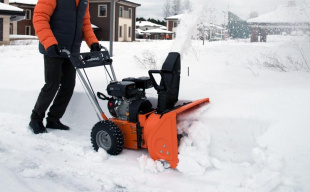 Насадка-снегоуборщик DeWORKS SC 560T (SC 560 T) Насадка-снегоуборщик DeWORKS SC 560T (SC 560 T)