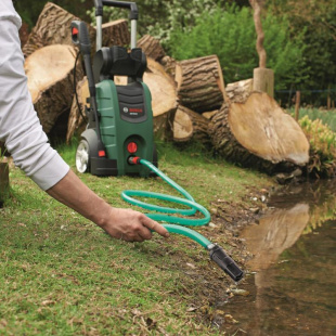 Мойка высокого давления BOSCH UniversalAquatak 130+ Car Kit (061599261B)