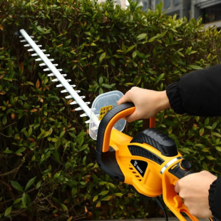 Кусторез электрический DEKO DKBC800