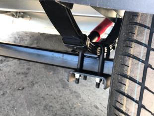 Оцинкованный прицеп Кремень "Бизнес Люкс" (2,5х1,3) на рессоре alko