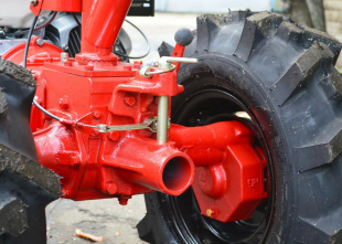 Мотоблок Беларус-08H (двигатель бензин. Honda, 13 л.с.,шины 6L-12)