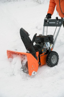 Снегоотбрасыватель DEWORKS SC 560 T